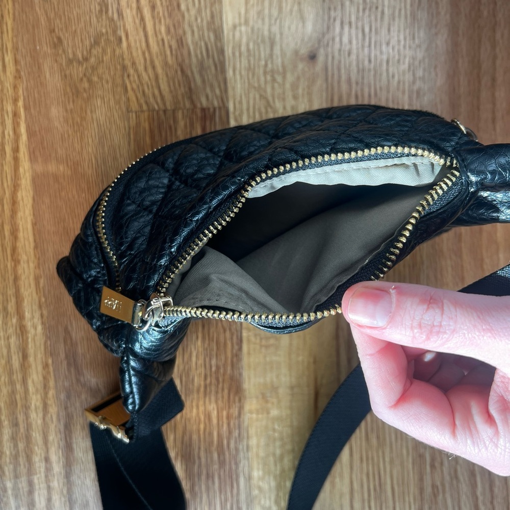 HAPP brand quilted fanny pack bet bag - Picture 8 of 10